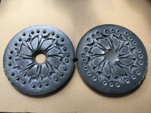 Metal casting mould wren - casting,