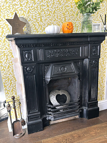 Ornate black cast - **ornate,