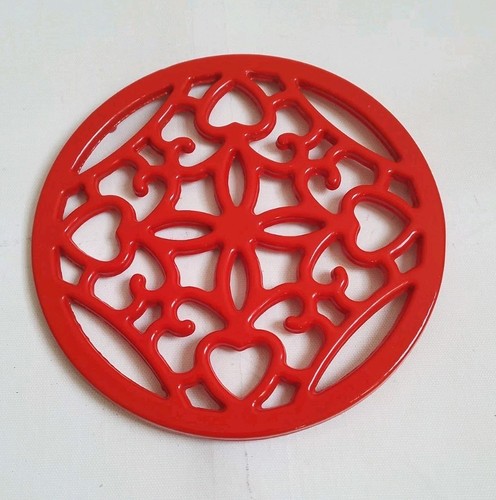 Red cast iron round trivet - red,